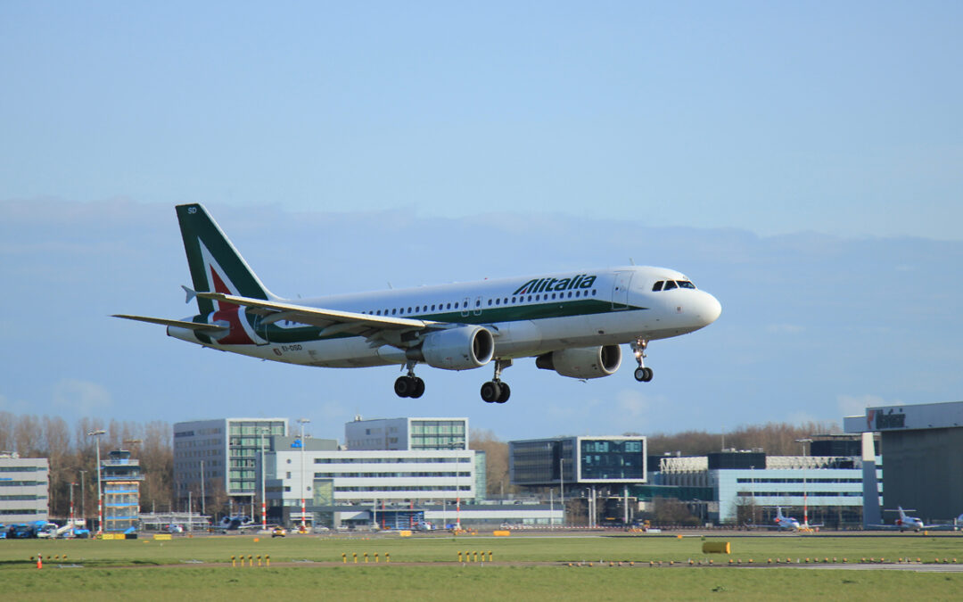 ALITALIA-ITA, TAGLI AL PERSONALE ED INCOGNITE SUI BIGLIETTI VENDUTI